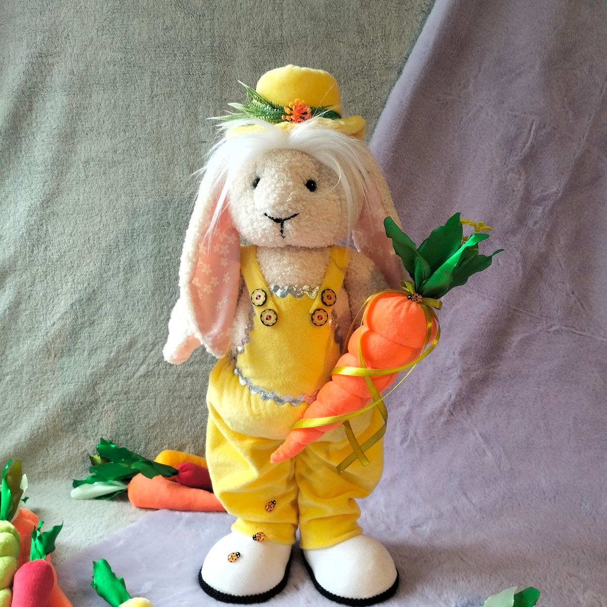 Króliczek stojący 🐇